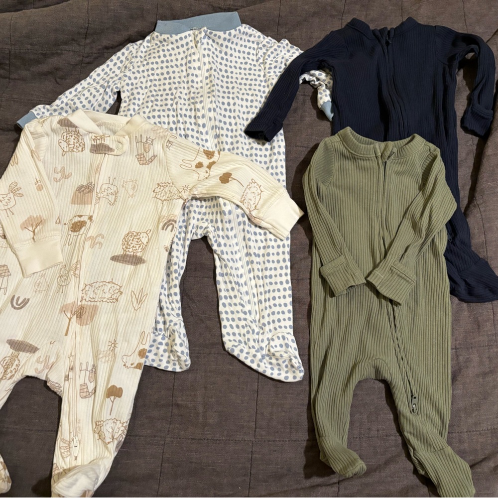 Newborn and 0-3 month sleepers